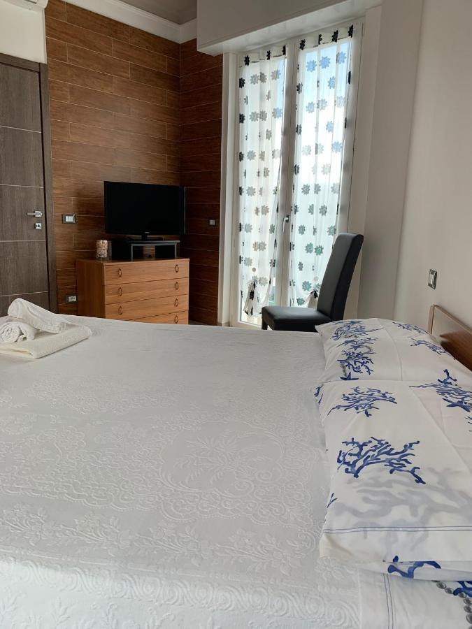Terrazza Sul Mare In Via Devoto Apartment Киавари Екстериор снимка