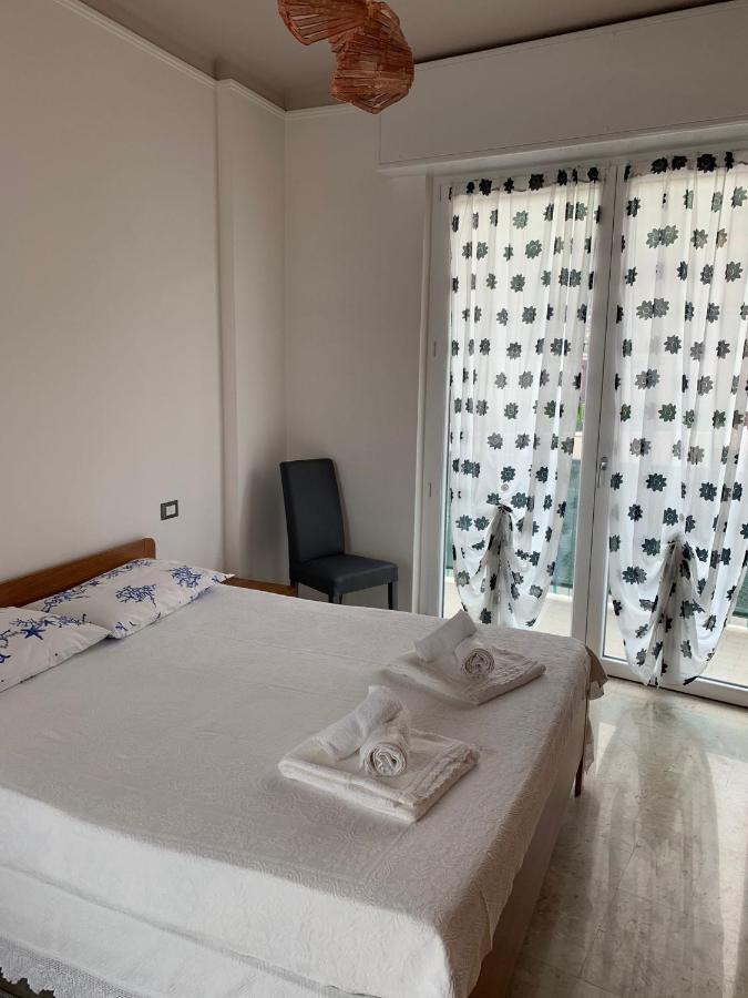 Terrazza Sul Mare In Via Devoto Apartment Киавари Екстериор снимка